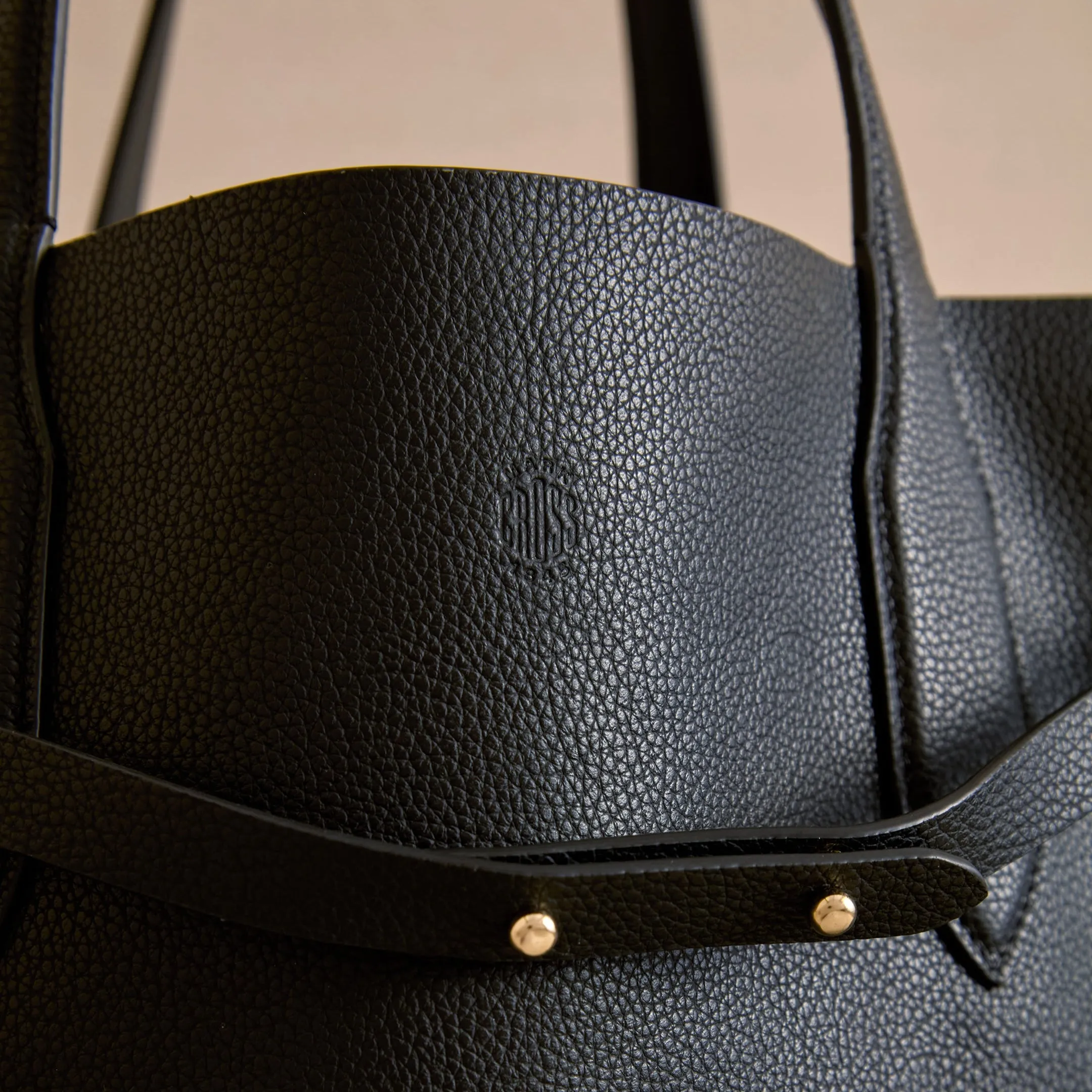 Eleanor 55 in Black